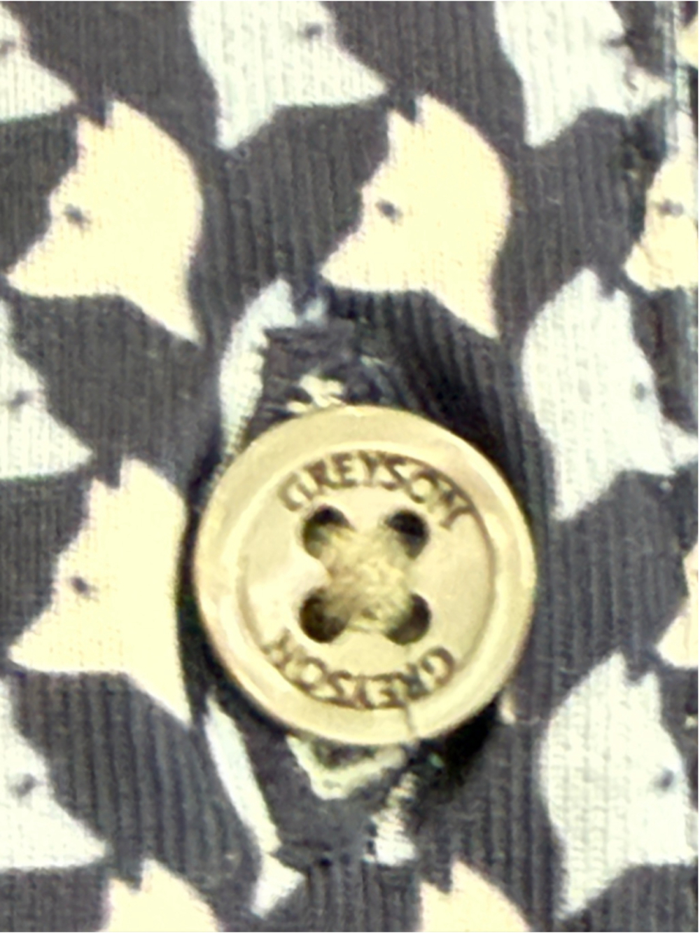 Greyson woman’s polo Shirt Size M Blue White wolf Patterned Golf Shirt, cc embro - Picture 9 of 11
